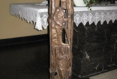 Altar Kirche Sankt Pius - Statur vom Bildhauer Josef Krautwald